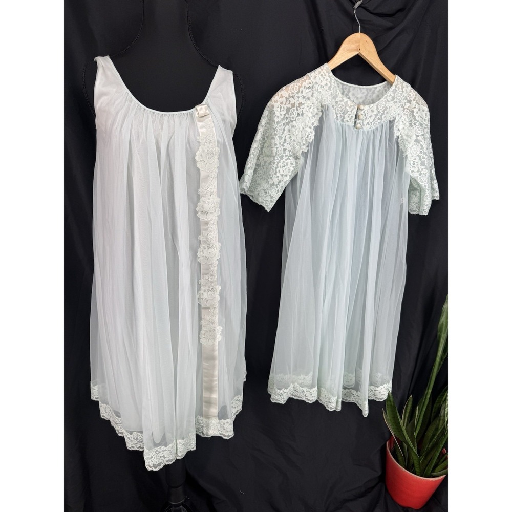 Vintage Peignoir Set Size S Sheer Chiffon Lace 60s 70s Nightgown Robe Light Blue